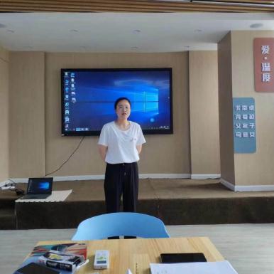 杭州予惠科技86寸案例