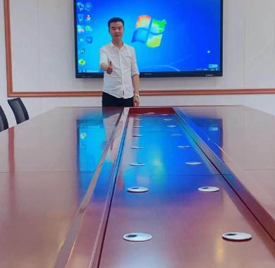 兴华教育集团86寸案例