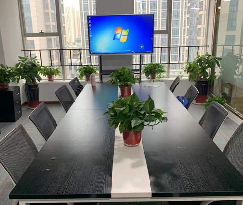 涵翔地产集团55寸案例