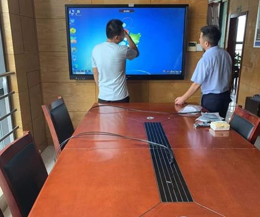 中建二局65寸案例