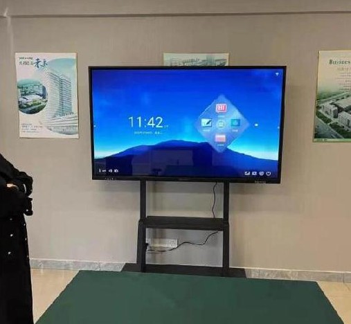 杭州好迪美业75寸会议机案例