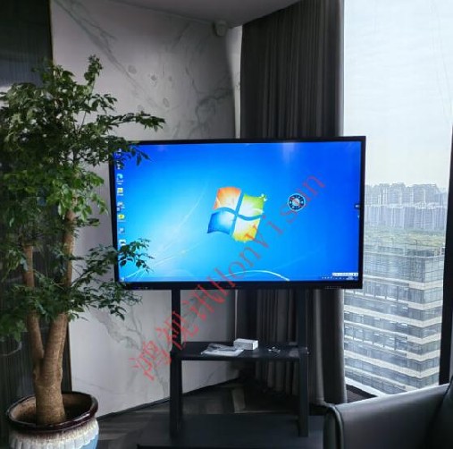 某互联网公司65寸触控一体机